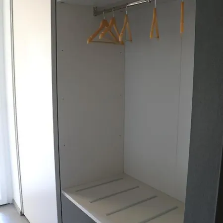 Valet 招待所