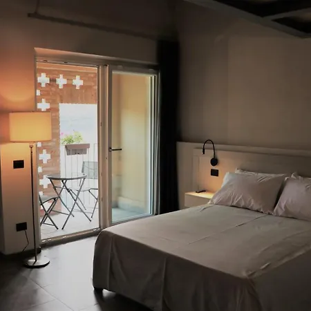 Valet Πανσιόν