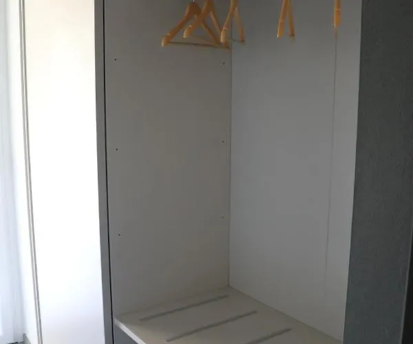 Valet Πανσιόν