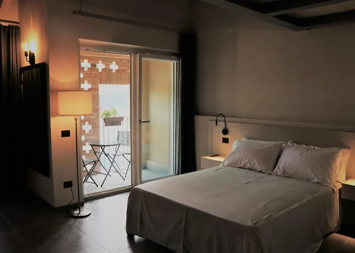 Valet Πανσιόν